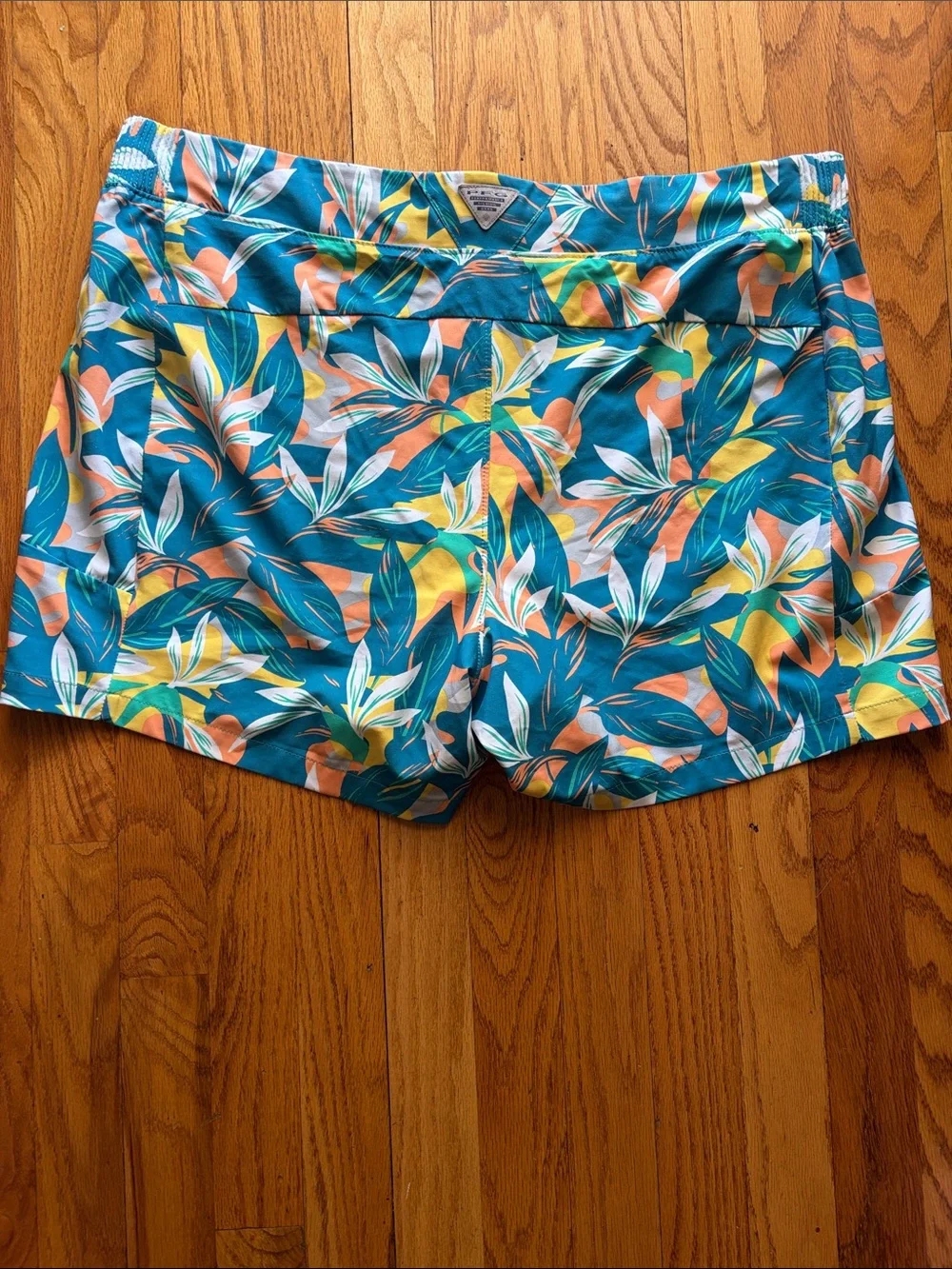 Columbia Women’s Tidal Shorts II size XL 5L